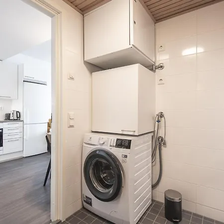 Saunallinen Kaksio Autohallipaikalla