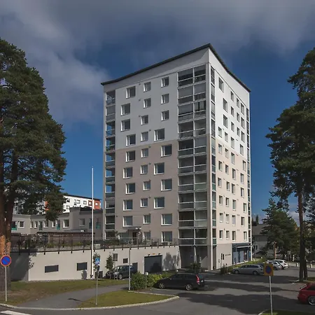 Saunallinen Kaksio Autohallipaikalla アパート クオピオ